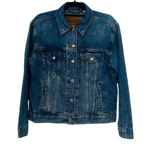 Levis Premium Denim Trucker Jacket Size M